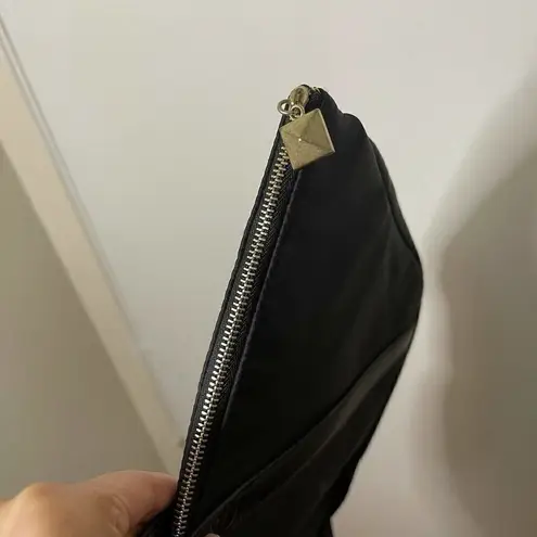 Givenchy parfums black nylon medium zip tote shopper handbag