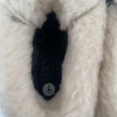 BORN Blaine Boots Size 7 Waterproof Shearling Lace Up Leather Winter Dry NEW Black