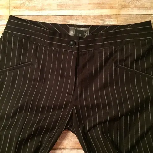 MAC & JAC Dress Pants Wide Leg Black Pinstripe Size 8