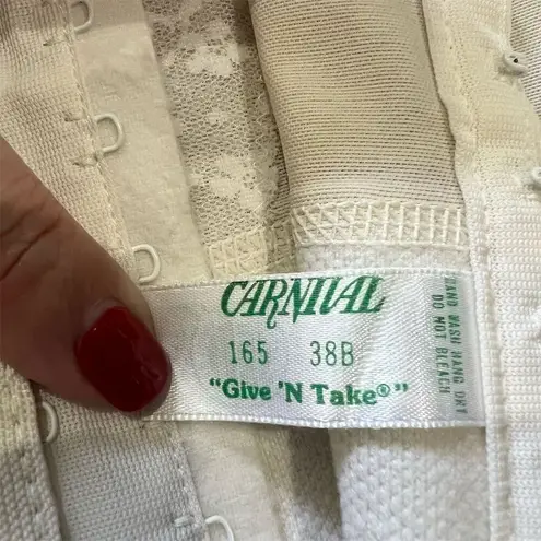 Vintage Carnival White Corset Bustier Bra 38B Longline Lace Detailing Size undefined