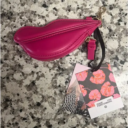 Diane Von Furstenberg  Target Collaboration Lips coin Purse