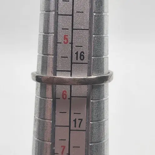 Sterling Silver & Garnet Ring (5.75) Red