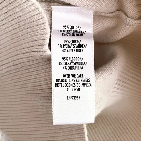 Casual Corner Y2K Stretch Short Sleeve V