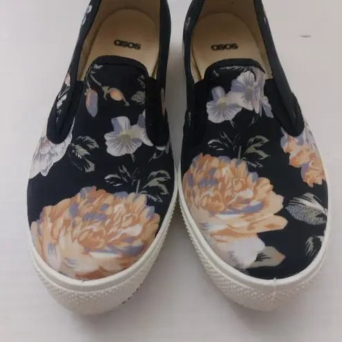 ASOS  Floral Slip On Shoes Size 6 US