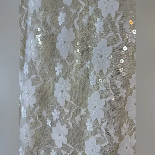 Cocomo Women’s Medium White Lace Top Sheer Floral Coquette Romantic Chic Ivory