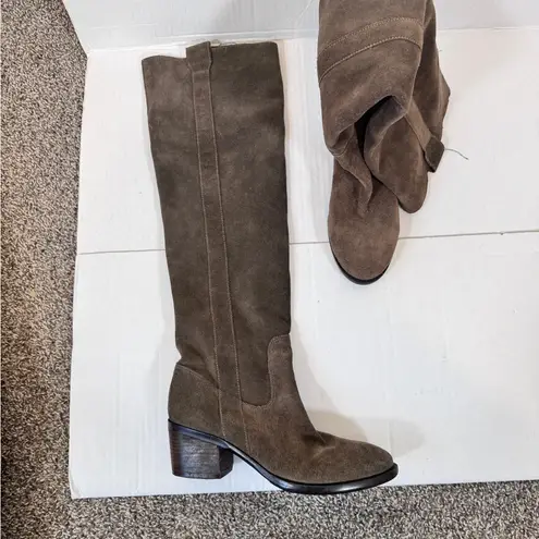 BCBGeneration BCBG Generation Green Suede Leather Knee High Boots Womens 8 Fall Classic Heeled