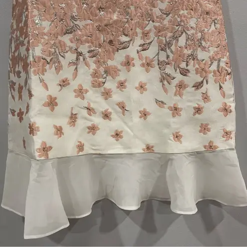 Chi Chi London Nelley Embroidered Jacquard Dress 4