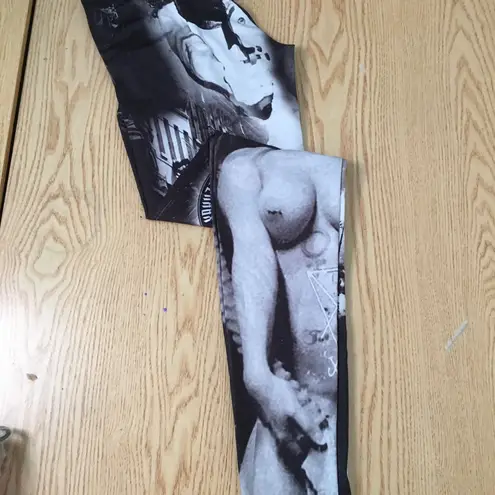 B86 Womens Yakuza F¥CK SOCIETY Skull 💀 Print Leggings Size Xs Black