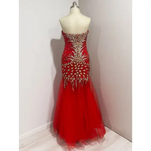 Angela and Alison Women's Red Beaded Strapless Mermaid Prom Formal Dress Size M/L - Image 3