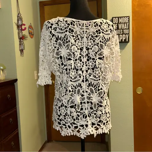Say What? Questions by Say What white crocheted short sleeve cardigan floral size XL
