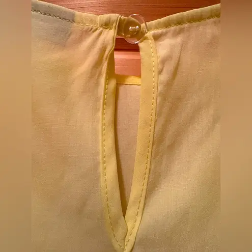 Coco + Carmen  ruffled embellishment bright yellow blouse in size S/M. - Image 5