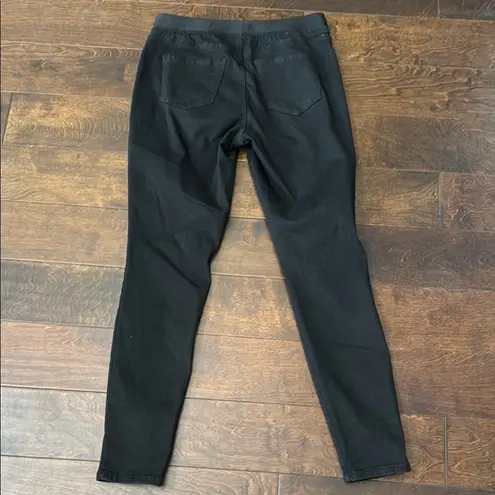 Kaari Blue Black Skinny Pants with Streamlined Silhouette