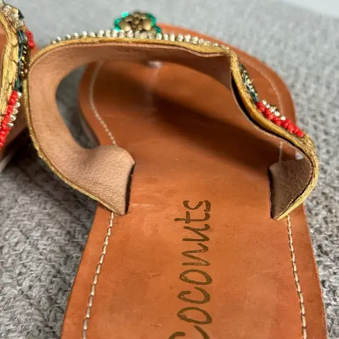 Vintage Coconuts Beaded Leather Flip Flops Sandals Size 9 Tan