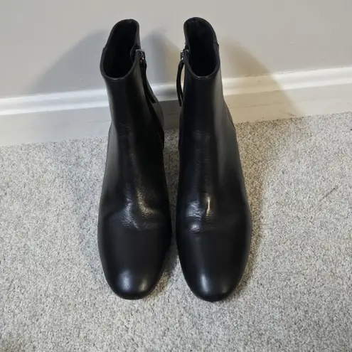 Reformation  Black Leather Ankle Boots Women's Size 8 | Block Heel Zip Booties