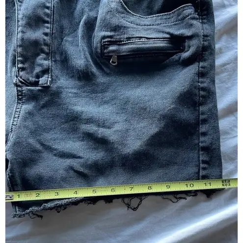 Balmain Vintage Paris Women’s Ribbed Knees Distressed Black Shorts Jeans Size 42