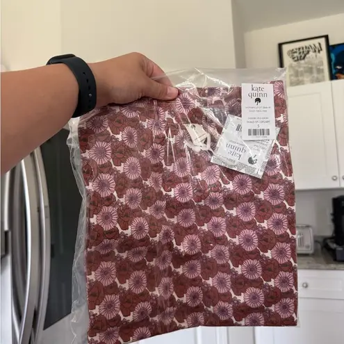 Kate Quinn Short Sleeve Tee Poppies & Daisies Red