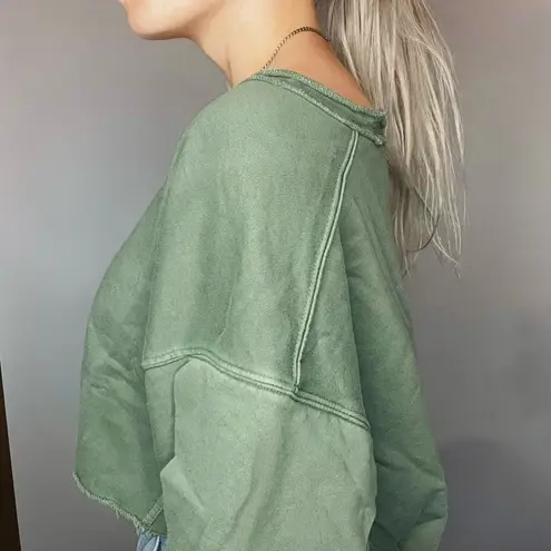 Peach Love California NEW Olive Green Cropped Sweatshirt