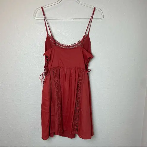 Forever 21  Rust Colored Dress with Lace Details at Chest & down Skirt Size L