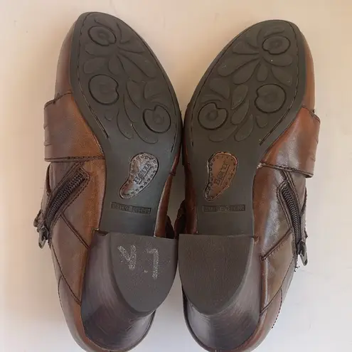 Born Nova Brown Burnished Leather Booties Straps Buckle Heel Western Women’s 7M Size 7