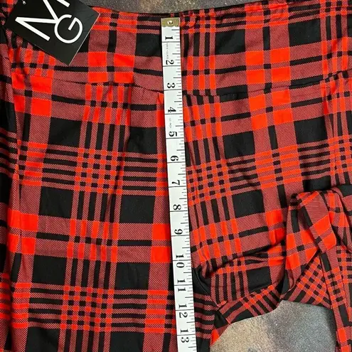 Mlle Gabrielle NWT Women’s Red Black Plaid Pull-on Leggings 2X
