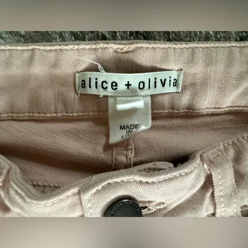 Alice + Olivia  SB Low Rise Bell light Pink Jeans