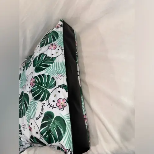 New Hello Kitty Sanrio Jungle Print Tote Green