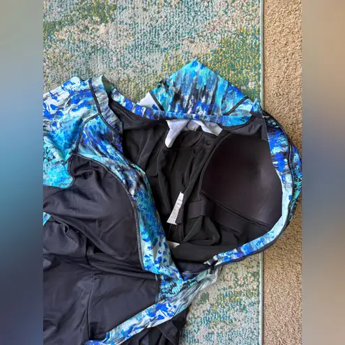 NWT Swimsuits For All zip