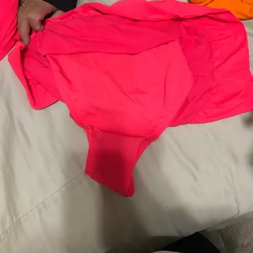 Skye Swimwear size small bikini pink