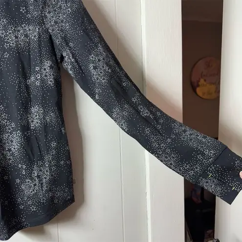 T by Talbots Women's M Black Celestial Stars Long Sleeve Pullover Size M