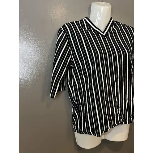 White Stag Vintage Shirt Womens Medium Striped Knit Portland USA 70s 80s