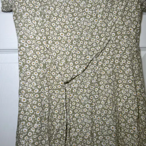 Dress Forum Dress Forum Urban Outfitters Button-Front Midi Dress ditzy floral women's small