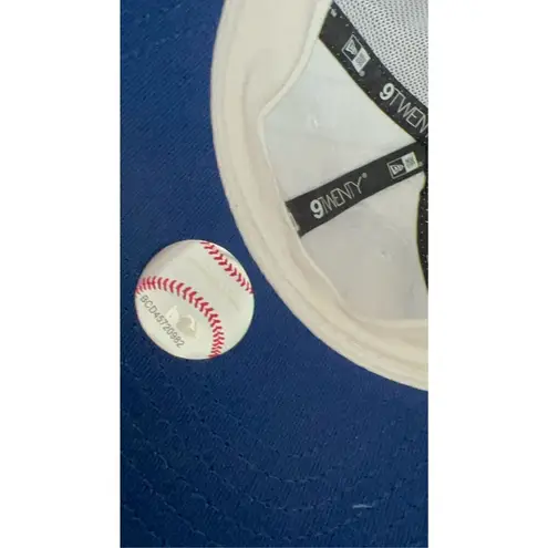 Chicago Cubs woman’s Flex Hat by New Era Blue Size M