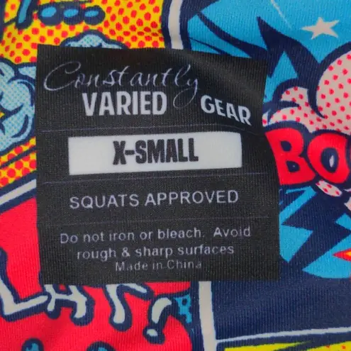 Constantly Varied Gear CVG Womens Capri Leggings Comic Print Mid Rise Cropped XS