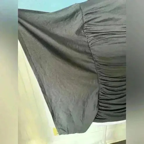 Susana Monaco NWT  Ruched Butterfly Ruched Top ~ Black ~ Small ~ VERY FLATTERING!