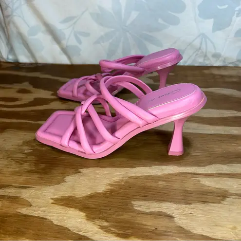Circus by Sam Edelman SAVANNA pink Strappy extra cushion sandal kitten heel 7