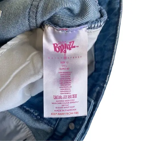 Daisy Street x Bratz Ombré Denim Y2K Bratz Doll Mini Skirt Large Blue