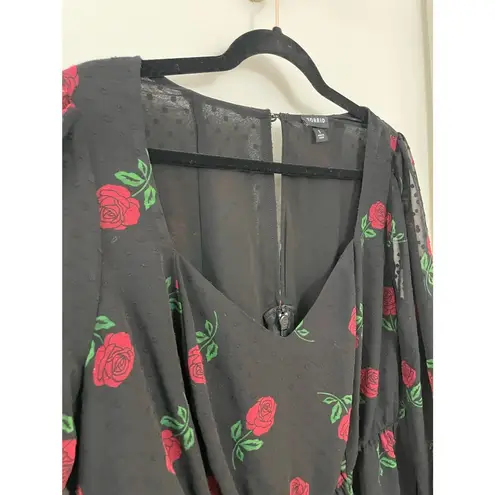 Torrid  Black Roses Peplum‎ Chiffon Clip Dot Buff Sleeve Top 1X