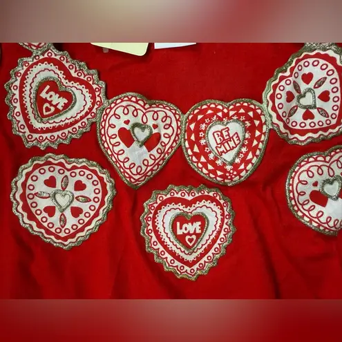 Vintage NOS handmade Valentine’s Be Mine embroidered paint T