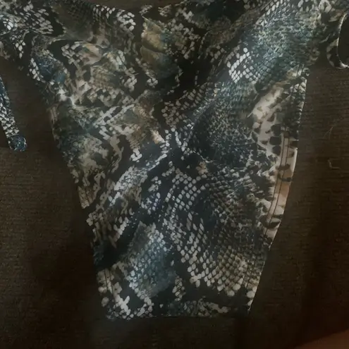 ⭐️Snake Print 2 Piece String Bikini M NWOT Blue Size M