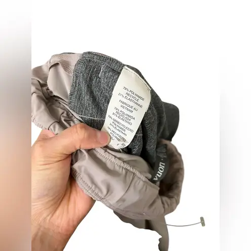 Vuori Men's Light Gray Joggers