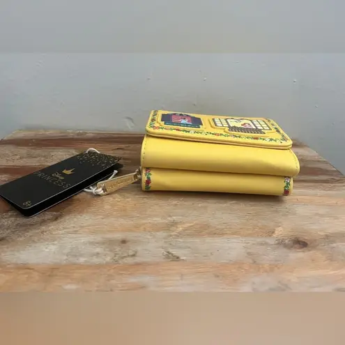 Lounge Fly Disney Princesses Floral Balconies Wallet