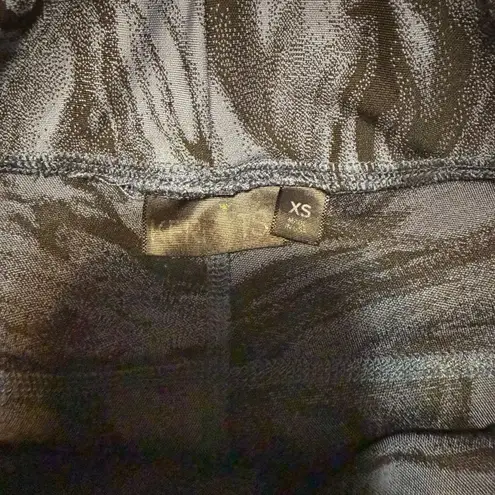 Kerrits Pocket Performance Tight Lupine Swirl Equestrian Riding Knee Patch