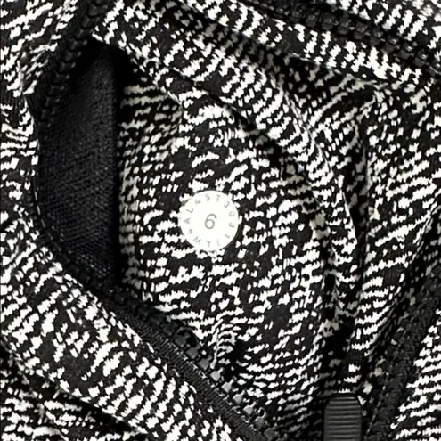 Lululemon  Define Jacket Luon Thumbholes Irregular Denim Twill Black White Size 6 - Image 10