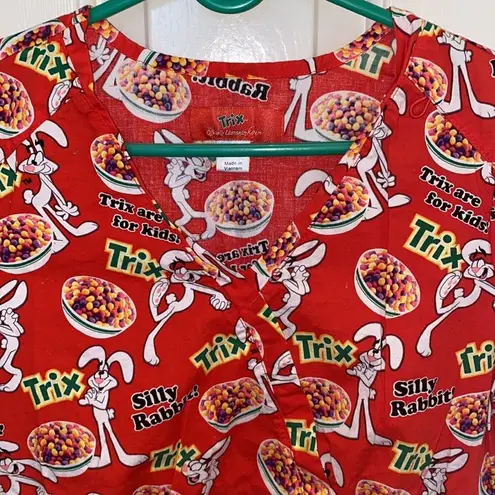 Koi Happiness Trix Cereal All Over Print Scrub Top EUC Sz XS Cotton