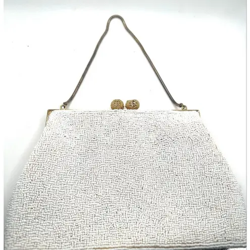 Vintage White Beaded tapestry floral clutch hand Bag kiss lock gold White