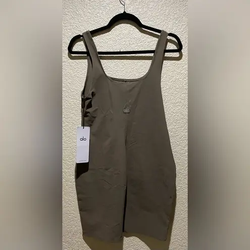 Alo Yoga  NWT Alosoft Head start Dress OliveTree Color Size L