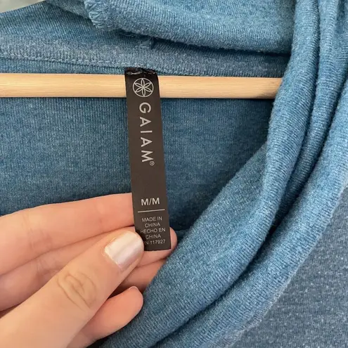 Gaiam athletic workout sweater cowl neck women's size M casual top comfortable