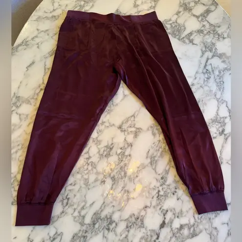 EUC ATM Women's Burgundy 100% Silk Jogger Pants Red Size L