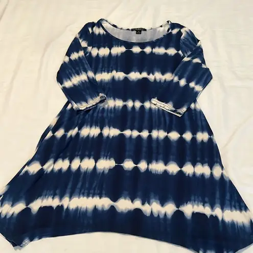 5th & Love szS blue & white tie dye shark bite hem 3/4 sleeves with pockets EUC