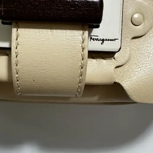 Salvatore Ferragamo Camel Color Leather Hand Shoulder Bag EUC 16 x 11 x 6 in